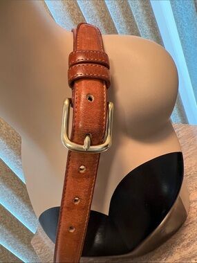 Coach Vintage Chestnut Brown Leather Belt with Solid Brass Buckle S-28”, 70cm